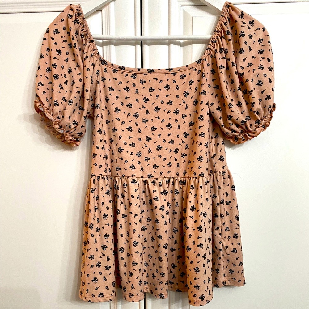Gaze Womans Size Small Short Sleeve Pink and Black Babydoll Top Square Neckline
